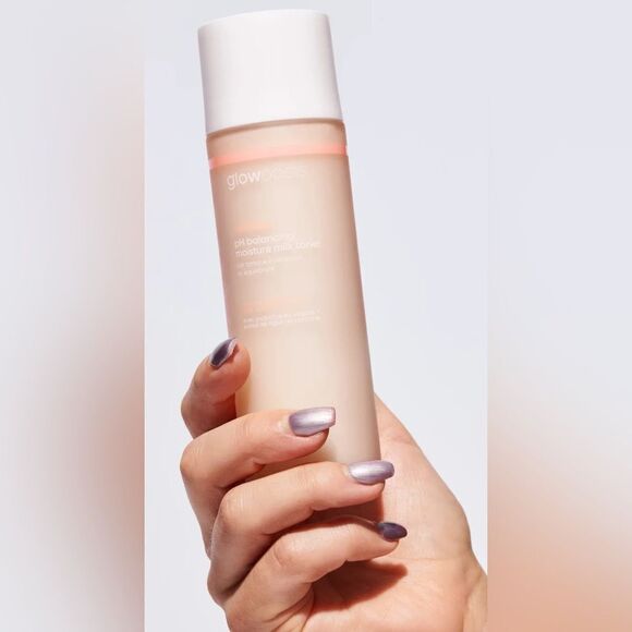 milkdew ph balancing moisture milk toner Glowoasis SOLD OUT - Picture 1 of 2